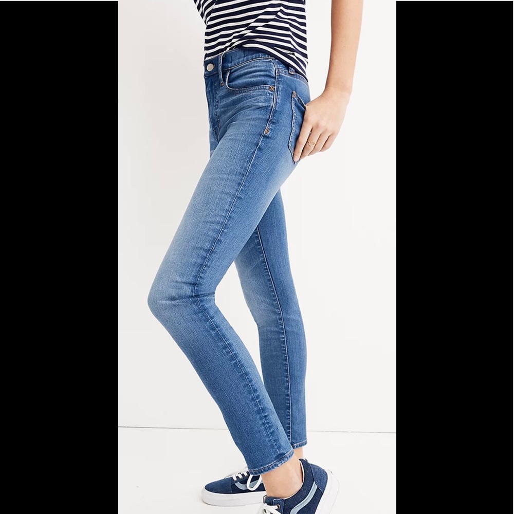 Roadtripper Crop Jeans in Declan Wash (Discontinued Jeans)